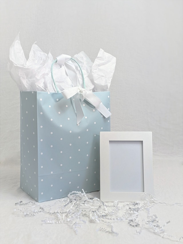Gift box detail
