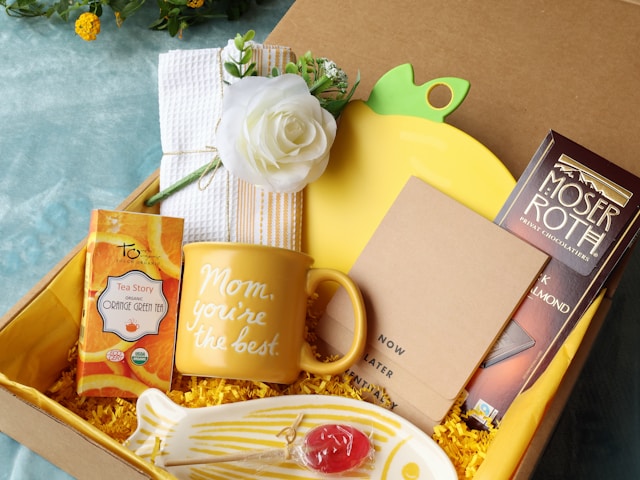 Curated gift boxes